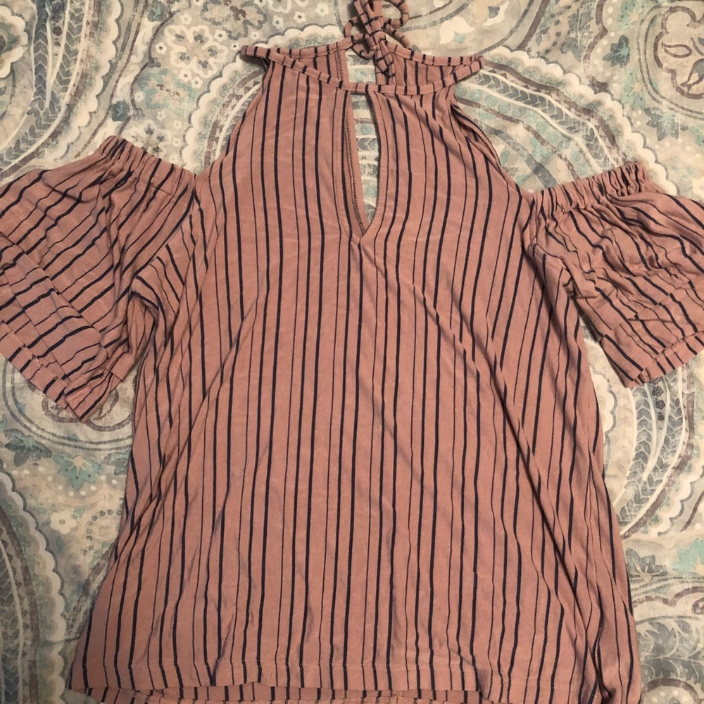 American Eagle off the shoulder tank